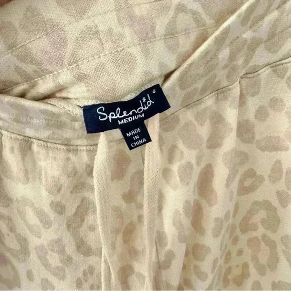 Splendid Set Mockneck Sweater Trackpant Nude Animal Print NWOT - Picture 5 of 9